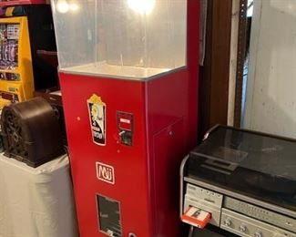 Another look at the popcorn machine