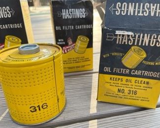 They look great beside your other Petroliana! 