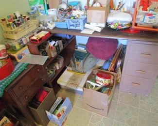Tons of sewing supplies