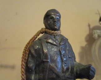 WW1 Soldier pen holder