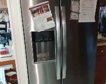 Whirlpool refrigerator brand new