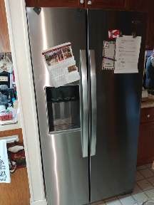 Whirlpool refrigerator brand new