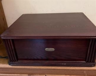 Record player/turntable