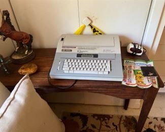 Typewriter 