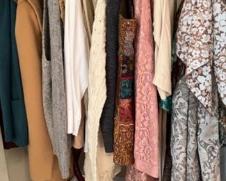 Scarves, sweaters, vests 