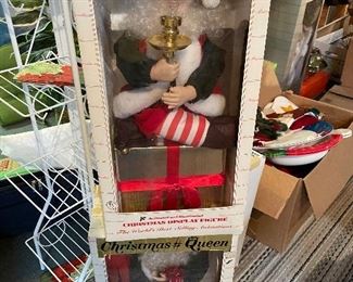 Animated Christmas Figures