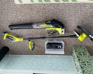 Ryobi weedwacker & Blower