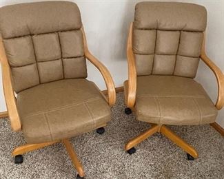 Like new office chairs