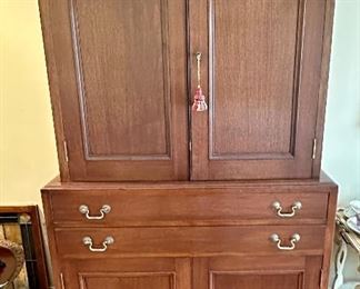 French Renaissance Style Cabinet with 2 Drawers as well as upper and lower storage 