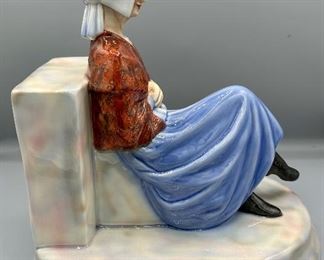 Rare Will George Grandmother Figurine