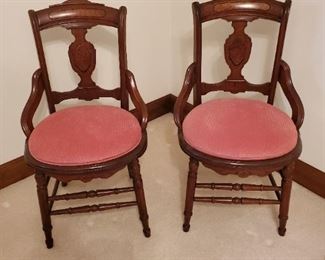 Matching set of Victorian side chairs (in great condition)