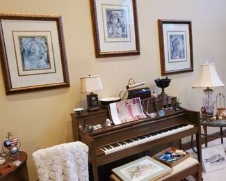 Piano in the living room/pictures etc.