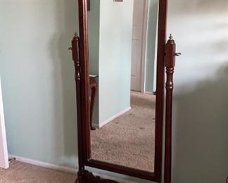 Full Size Mirror on Stand