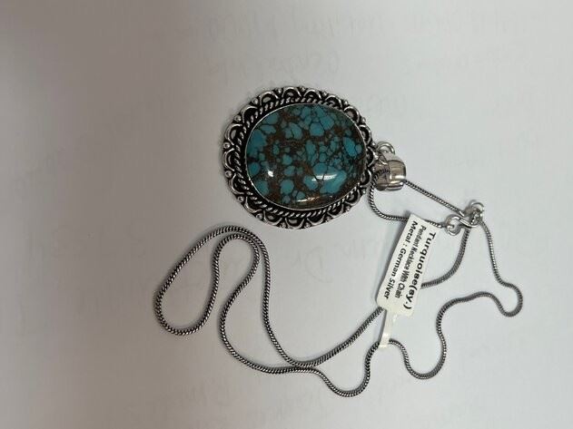 TURQUOISE PENDANT NECKLACE WITH CHAIN