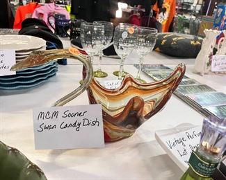 GLASS SAWN CANDY DISH 