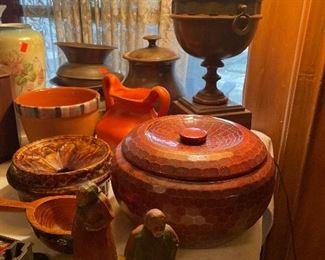 vintage pottery - and unique finds 