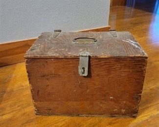 Antique Wooden Crate 14x9x9