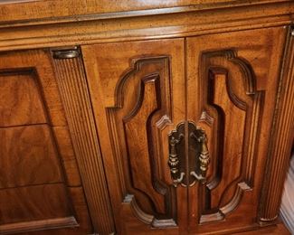 Dresser detail
