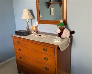 Dresser and mirror goes with double bed