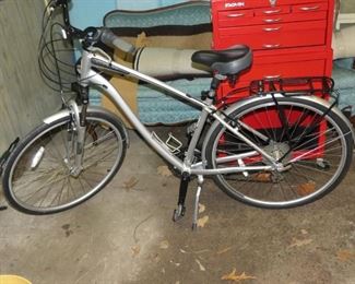 HIGH END SCHWINN BICYCLE.