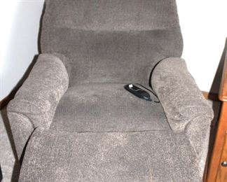 Lift Chair W/ Extra Large Lift/Nice