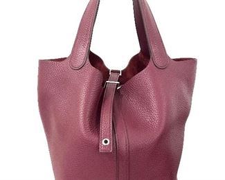 5h3. Hermes bucket bag