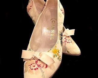5j7. Chanel