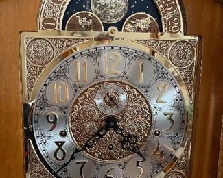 Howard Miller GF Clock beautiful with nice tones. Model#610-796.