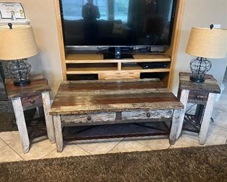 Coffee table and side tables 