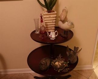 2 Tier Round Antique Mahogany Table