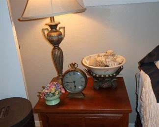 2 Drawer Nightstand - Clock - Table Lamp