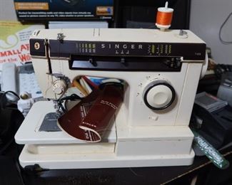 Singer Sewing Machine