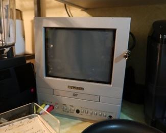 Sylvania TV - DVD player