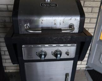 Dyno Glo BBQ Pit