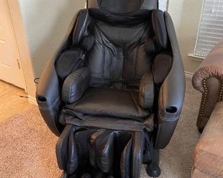 Inada Dreamwave Massage Chair 
