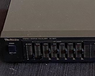 Techniques Stereo Graphic Equalizer