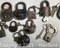wlot of vintage padlocks with keys working141 t