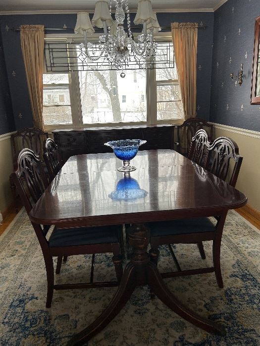 Duncan Phyfe Style Dining Room Set 