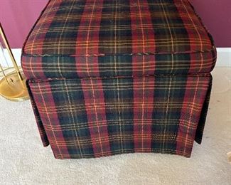 Storage ottoman