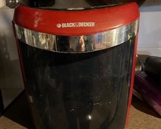 Black & Decker shredder