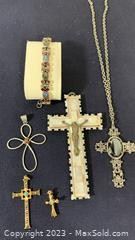 wcollection of crosses1101 t