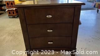 wwood 3 drawer curved front small dresser721 t