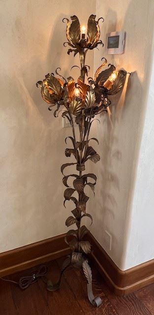 Mid-Century Metal Floral Lamp
