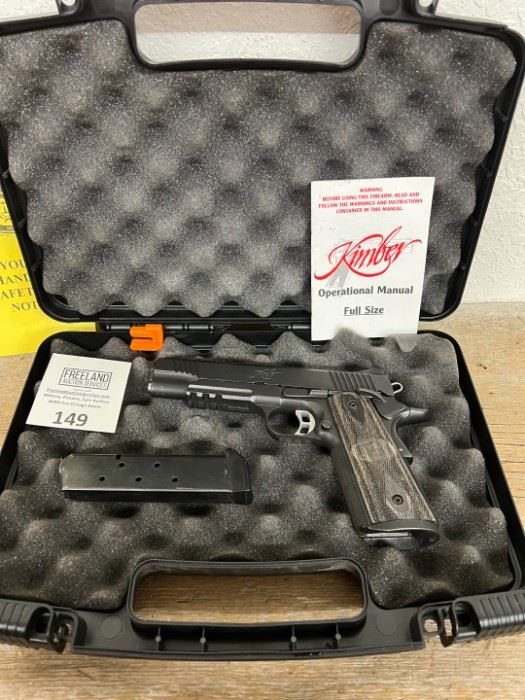 KIMBER 45 handgun like new