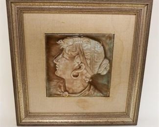 1086	ANTIQUE PORTRAIT TILE FRAMED, APPROXIMATELY 12 IN X 12 IN OVERALL

