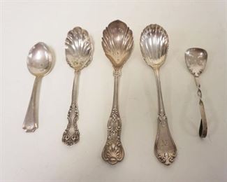 1134	STERLING LOT OF ASSORTED SPOONS, 4.7 OZT
