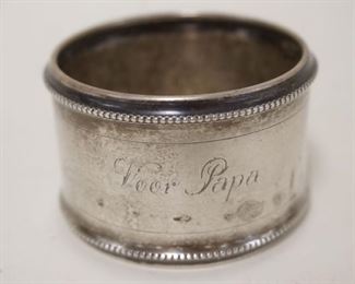 1136	STERLING NAPKIN RING, INSCRIBED *VOOR PAPA* ECHT ZILVER, 0.5 OZT
