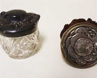 1207	LOT VICTORIAN LADY'S CHANGE PURSE & DRESSER JAR, JAR APPROXIMATELY 2 1/2 IN HIGH

