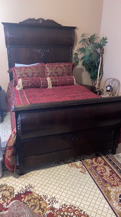 antique oak bed 