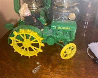 john deere toy tractor